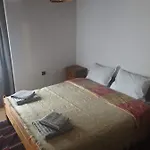 близнаците Leshten